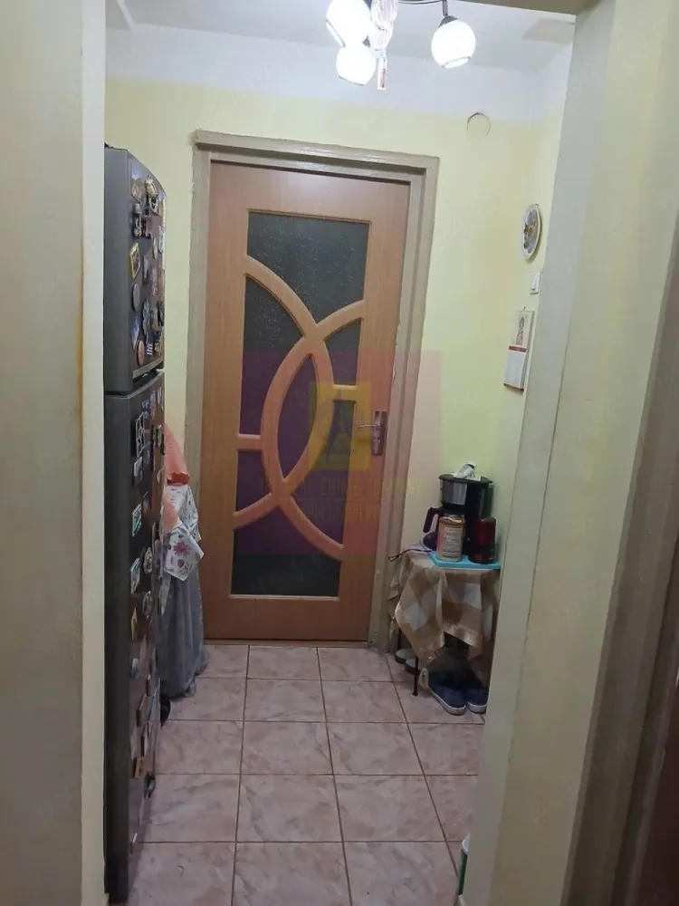 Vanzare a apartament 2 camere confort 2 Colentina-D-na Ghica - VANZARE APARTAMENT 2 CAMERE CONFORT 2, BLOC 1976, DECOMANDAT, BALCON INCHIS TERMOPAN, ETAJUL 5, CENTRALA PROPRIE, REPARTITOARE APĂ RECE ŞI APĂ CALDĂ (CITIRE RADIO), REPARTITOARE CĂLDURĂ (CITIRE RADIO), CONTUAR ENERGIE ELECTRICA (CITIRE AUTOMATĂ) MOBILAT ŞI UTILAT, CERTIFICAT ENERGETIC, BLOC ANVELOPAT