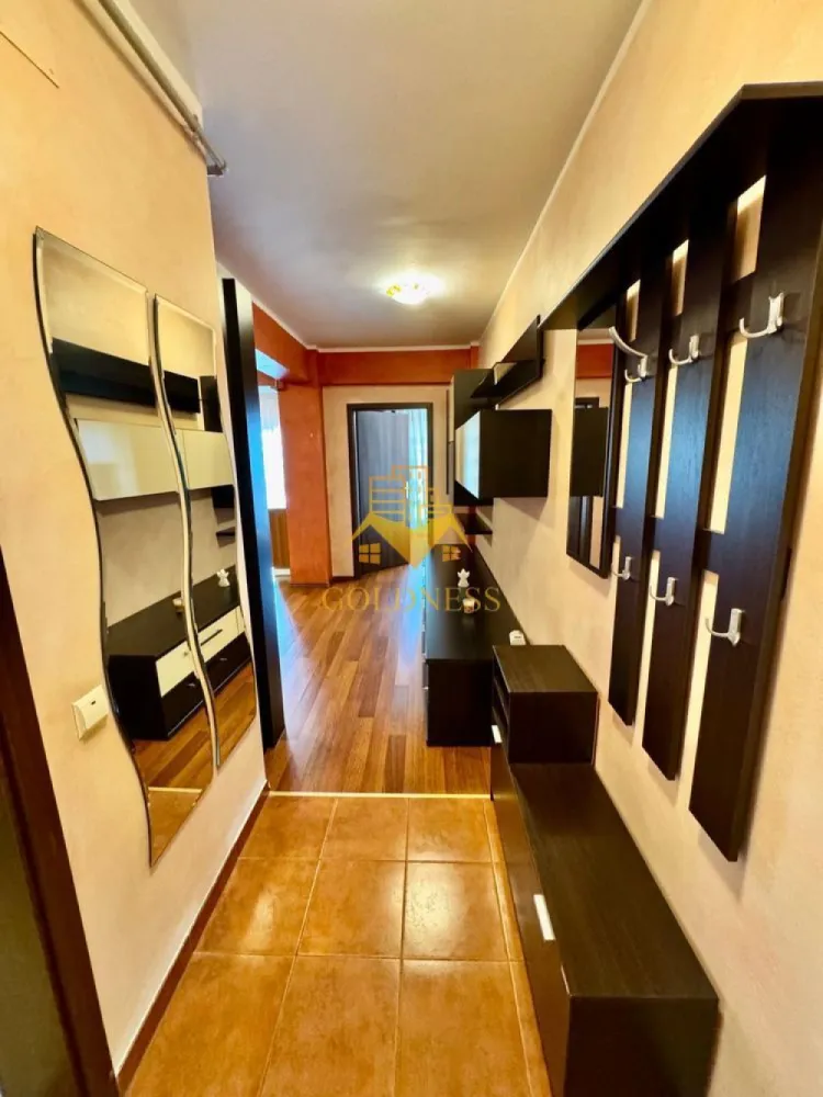 Oportunitate de investitie in Buna Ziua, zona birourilor Hexagon - Va prezentam spre vanzare un apartament cu 2 camere, localizat in Cluj-Napoca, cartierul Buna Ziua, zona Calea Turzii, in proximitatea birourilor Hexagon.

Imobilul este amplasat intr-o zona moderna si foarte bine cotata, apreciata pentru accesul rapid catre centrul orasului, cartierul Zorilor si principalele zone de business. In acelasi timp, locatia ofera un cadru linistit si confortabil pentru locuire.

In imediata apropiere regasim:

Hexagon Offices;
Lidl Buna Ziua;
statii de transport in comun cu acces rapid catre centrul orasului;

Locatia este ideala atat pentru locuit, cat si pentru investitie, datorita cererii ridicate pentru inchiriere in aceasta zona.

Apartamentul detine o suprafata utila de 47,5 mp + terasa generoasa si este situat la etajul 1 din 4, intr-un imobil modern.

Dispune de orientare ..., iar compartimentarea este semidecomandata, fiind organizat astfel:

living impreuna cu bucataria;
dormitor;
baie;
hol;
terasa generoasa;

Finisajele sunt moderne, iar apartamentul se vinde complet mobilat si utilat, conform fotografiilor.

Confortul termic este asigurat de centrala termica proprie, cu distributie a caldurii prin calorifere.

In pret este inclus un loc de parcare cu CF propriu, situat in curtea privata a imobilului.

Proprietatea reprezinta o alegere excelenta pentru locuinta proprie sau pentru investitie, avand o pozitionare foarte buna intr-una dintre cele mai cautate zone rezidentiale ale orasului.

Pretul de vanzare este de 160.000 euro, negociabil.

Apartamentul este liber de sarcini, iar ca modalitate de plata se accepta atat plata integrala, cat si achizitia prin credit ipotecar.

Pentru mai multe detalii si programarea unei vizionari, nu ezitati sa ne contactati.

Pentru intermediere se percepe un comision de 2%.