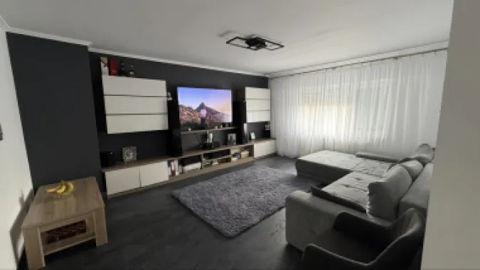 Apartament 3 camere carpati 2
