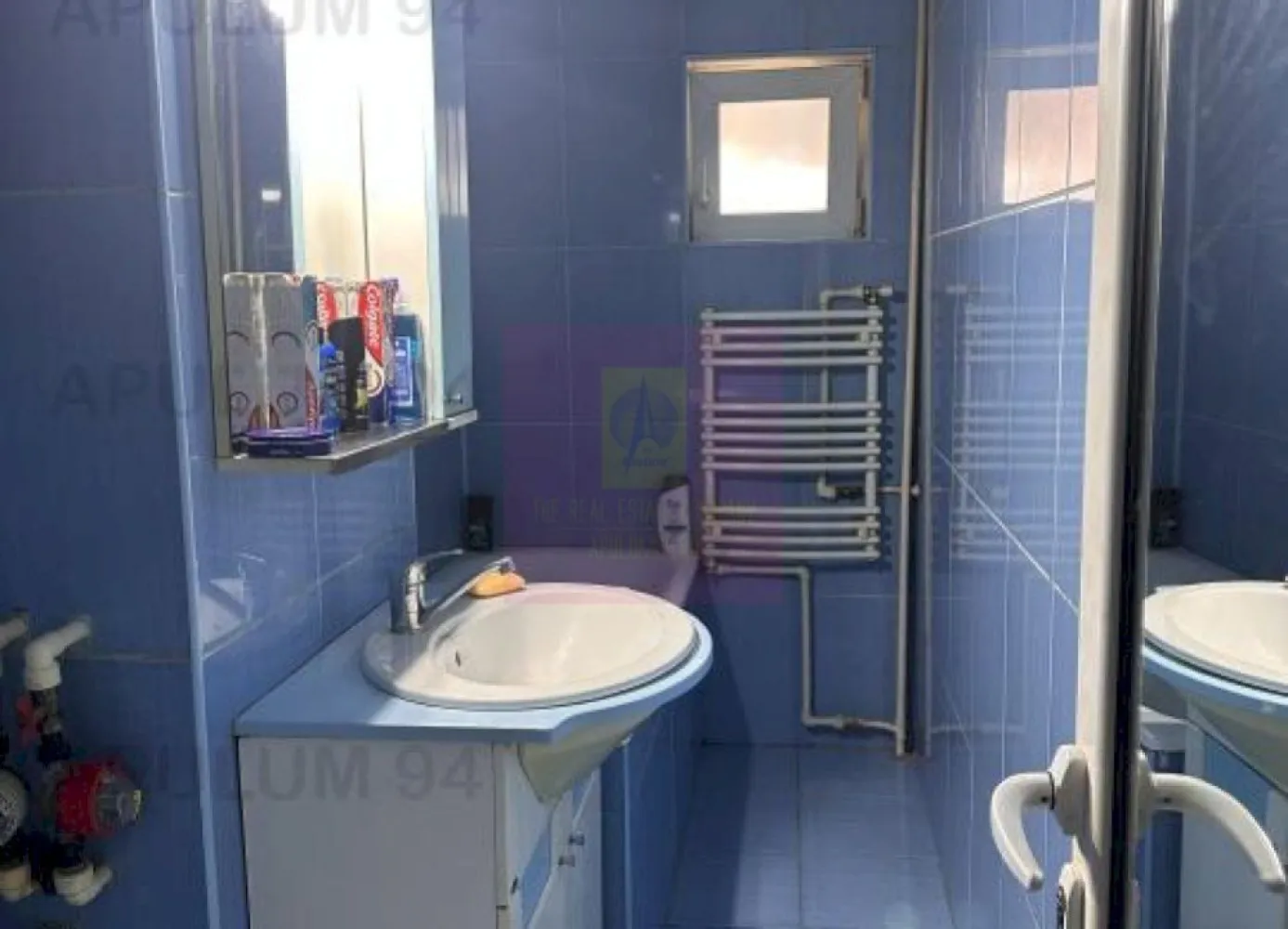 Garsoniera Calea Ferentari-Nasaud - "Compania imobiliara Apulum 94 va propune o garsoniera confort 1 ,decomandata situata in zona Calea Ferentari cu o suprafata utila de 37 mp,suprafata total de 40 mp intr-un bloc 1987.Garsoniera are ca imbunatatiri: gresie,faianta,parchet,termopan,usa metalica si se vinde mobilata si utilata(aragaz,masina de spalat).Eliberarea se face la semnarea actelor..Pentru mai multe detalii sau vizionare va rog sa ma contactati la numarul de telefon 0733683454 -Dorin Dinu"