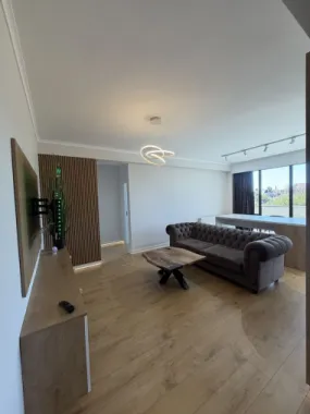 BRASADAS vinde ap Modern 2 cam 65 mp Bloc Nou Semicentral.