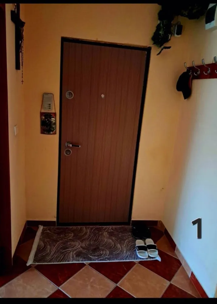 BRASADAS vinde ap 3 cam etaj 2/4 in Micro 17. - Agentia Imobiliara BRASADAS vinde apartament 3 camere in Micro 17.
Se vinde mobilat, complet utilat, imediat ocupabil.
În apropiere: 2 școli, grădinițe,parc mare de distracții, magazine,dispensar,piața.
Dispune de beci. Se acceptă și schimb cu casa la oraș.
Www.brasadas.com.