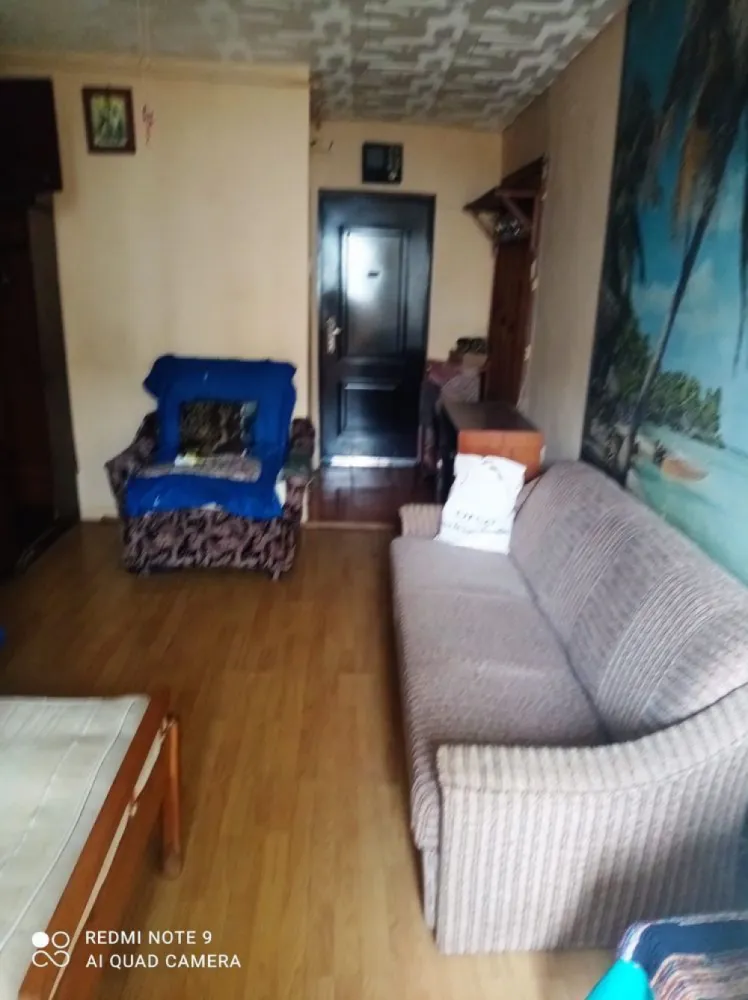 BRASADAS vinde garsoniera confort 2 la etajul 1 pe Ostrovului. - Agentia Imobiliara BRASADAS vinde garsonieră confort 2 situată pe strada Ostrovului, nr 2. 
Garsoniera este la etajul 1 din 4
Se vinde mobilată/utilată conform poze.
Www.brasadas.com.