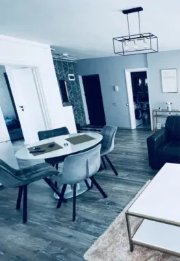 PF vand Apartament 3 camere Oasului