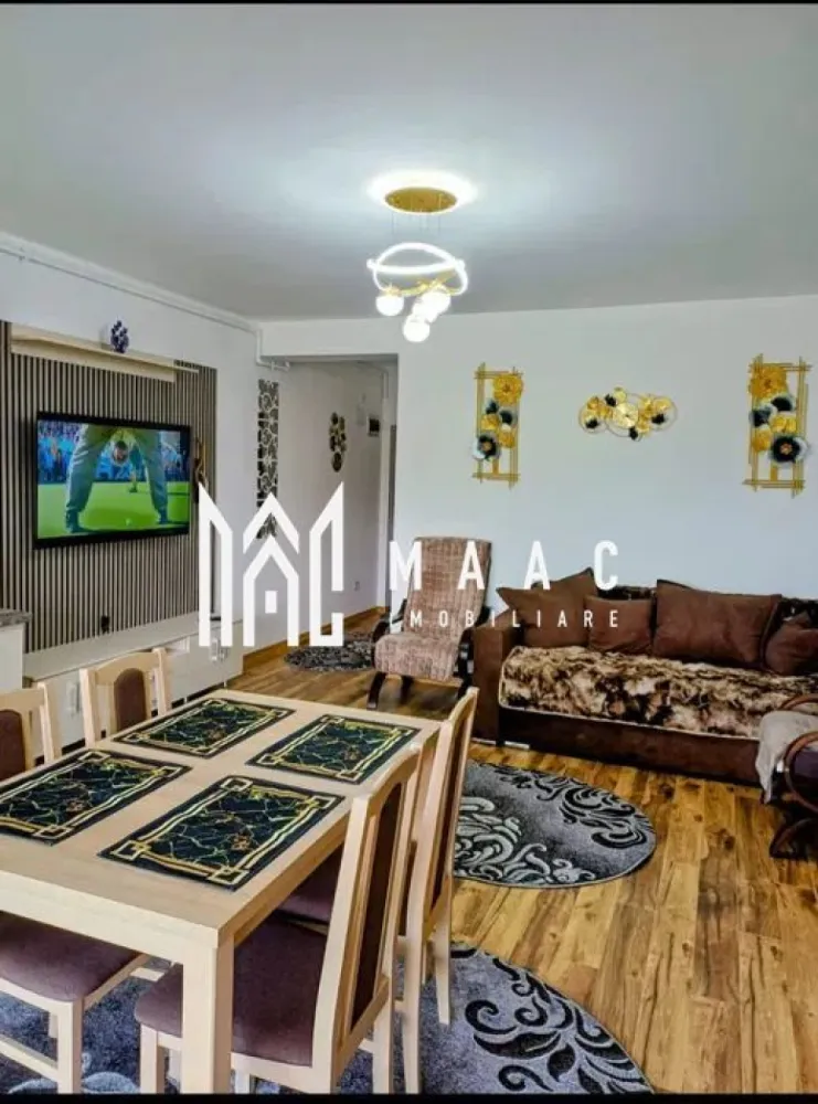 Apartament 1 Camera I 37MPU I Etaj 1 I Loc de parcare - MAAC Imobiliare vă propune spre închiriere o garsonieră modernă, situată la etajul 1 al unei vile cu 3 niveluri, în ansamblul rezidențial DaVinci Homes – una dintre cele mai căutate și apreciate zone din vestul Sibiului.

Locuința dispune de o suprafață utilă de 37 mp, la care se adaugă un balcon de 7,5 mp, perfect pentru momente de relaxare. Garsoniera se predă complet mobilată și utilată cu electrocasnice de ultimă generație:
centrală termică proprie cu încălzire în pardoseală,
plită mixtă și cuptor electric,
mașină de spălat vase,
mașină de spălat rufe cu uscător,
combină frigorifică, cuptor cu microunde,
Smart TV de 139 cm și jaluzele electrice.

Datorită orientării sudice, locuința este foarte luminoasă și economică, asigurând un nivel ridicat de confort termic și vizual. În prețul de închiriere este inclus și un loc de parcare privat, amplasat în fața imobilului.

Garsoniera este la prima închiriere și reprezintă o alegere ideală pentru o persoană sau un cuplu care își dorește confort, liniște și acces rapid către centrul orașului.

Detalii suplimentare:

Suprafață utilă: 37 mp + balcon 7,5 mp
Etaj: 1/3
Parcare privată inclusă
Primă închiriere
Complet mobilată și utilată
Orientare sudică
Pentru mai multe detalii și vizionări, precizati telefonic ca ati vazut anuntul cu ID:CP2785156