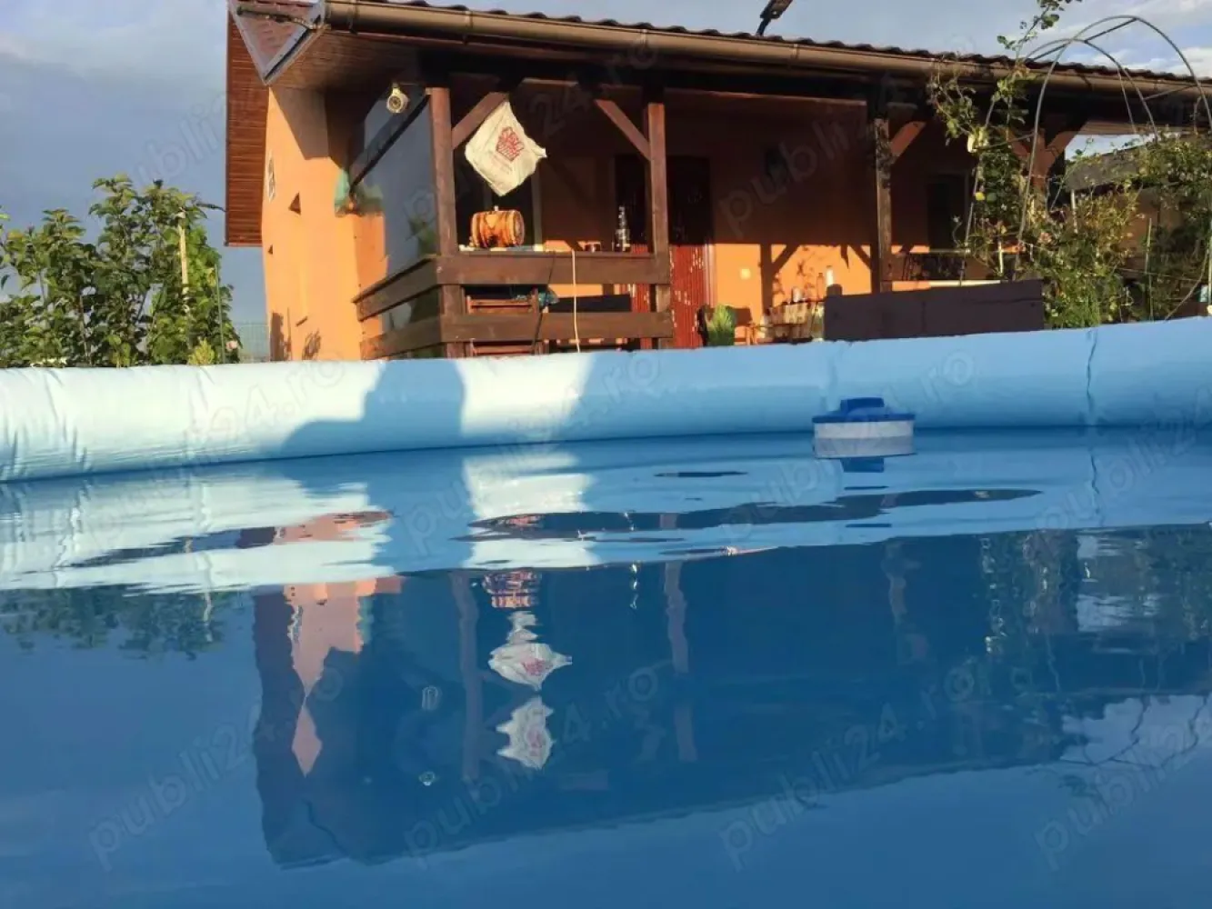 BRASADAS vinde cabana in Mihaieni. - Agenția imobiliara BRASADAS vinde cabana in Mihaieni, lângă Acas, compus din living, baie, bucatarie, 2 dormitoare, terasa, gril si magazie.
Suprafata utila este de 67mp iar terenul aferent de 500mp.
Apa si curentul de la retea.
Proprietatea se afla la 100m de Strandul bai termle Mihieni, la 130km de Cluj, 50 km de Zalau si 30 km de Satu Mare.
Www.brasadas.com.