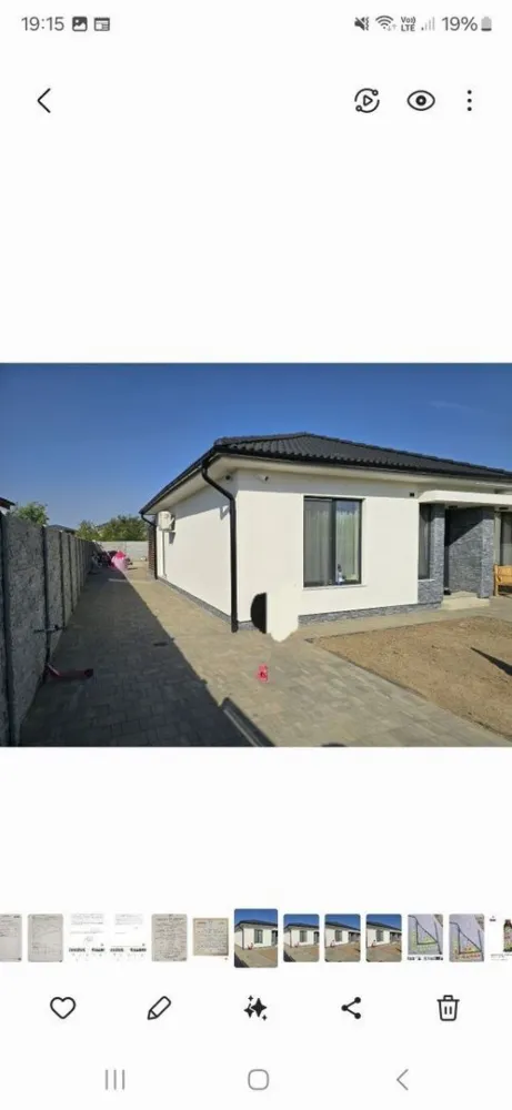 Casa 152m 6.20 arii Martinesti centru teren 22m front chiar toate util - Vând casa pe strada Werner Martinesti 152 m cu toate utilitățile în fața inclusiv internet și inluminat stradal casa este la rosu bucătărie f mare cu cămară un living generos 3 dormitoare 2 bai terasa de exterior curte foarte mare teren 6.20 arii cu 22m front. Cele 2 poze sunt ca model. Mai multe detalii la tel.07******84. Prețul este in euro!!! 88500 euro negociabil.
