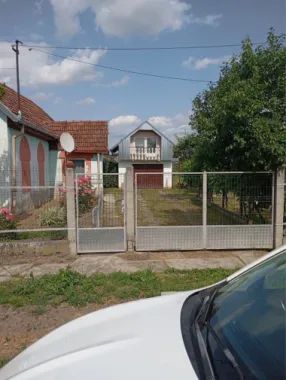 Casă de vânzare in Ardud