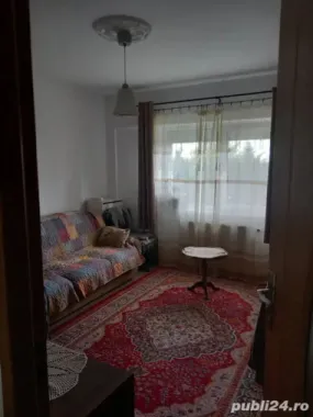 BRASADAS vinde ap 3 cam etaj 2/4 Carpati 2.