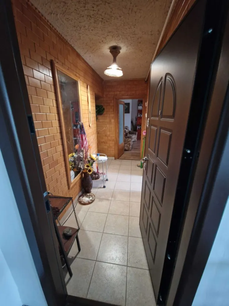 BRASADAS vinde ap 3 cam RENOVAT etaj 4/4 Carpati 2. - Agenția imobiliara BRASADAS vinde apartament cu 3 camere, decomandat : 2 bai si beci, situat in Carpati 2, intr-o zona linistita, la etajul 4 din 4 cu acoperis recent renovat.
www.brasadas.com.