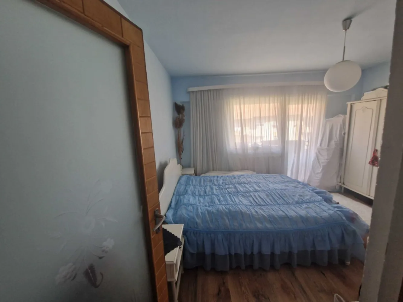 BRASADAS vinde ap 3 cam RENOVAT etaj 4/4 Carpati 2. - Agenția imobiliara BRASADAS vinde apartament cu 3 camere, decomandat : 2 bai si beci, situat in Carpati 2, intr-o zona linistita, la etajul 4 din 4 cu acoperis recent renovat.
www.brasadas.com.