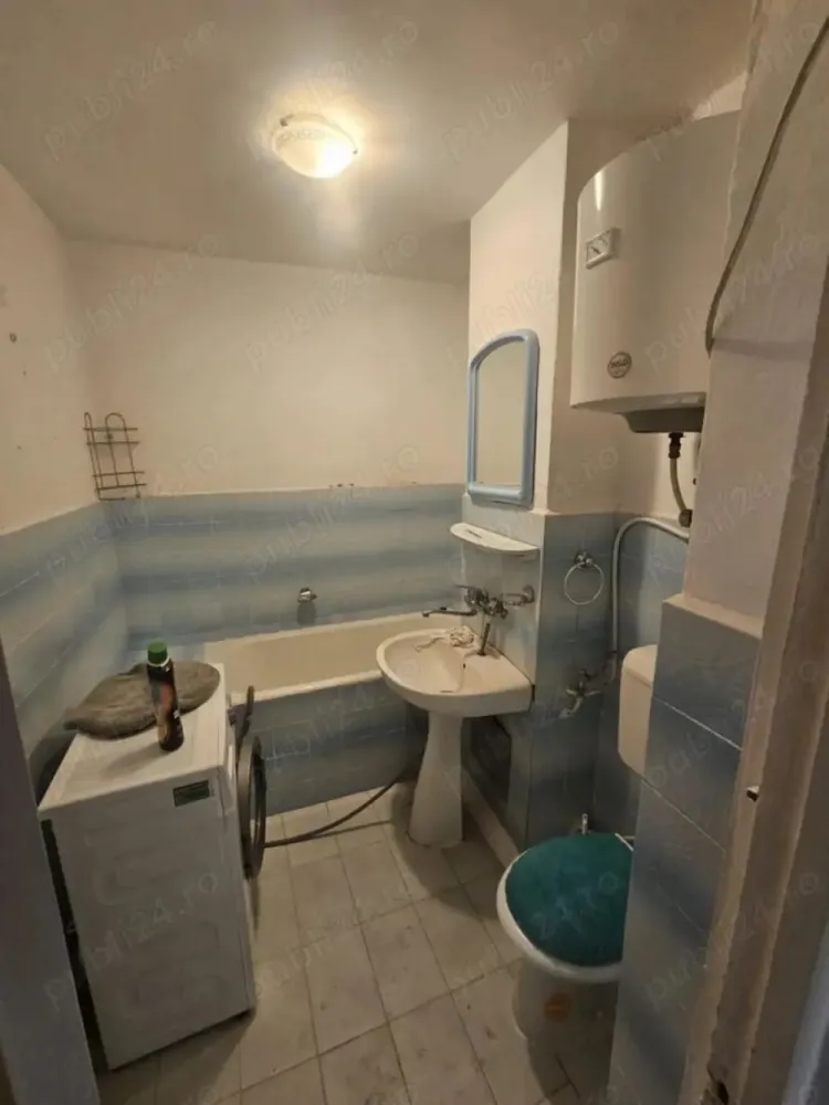 BRASADAS vinde apt 3 cam NEFINISAT etaj 4/4 in Micro 16. - Agenția imobiliara BRASADAS vinde apartament cu 3 camere in Micro 16 la etajul 4/4 cu 2 bai si 2 balcoane.
Suprafata utila de 67 mp.
Apartamentul este constuit din BCA
Necesita renovare
www.brasadas.com