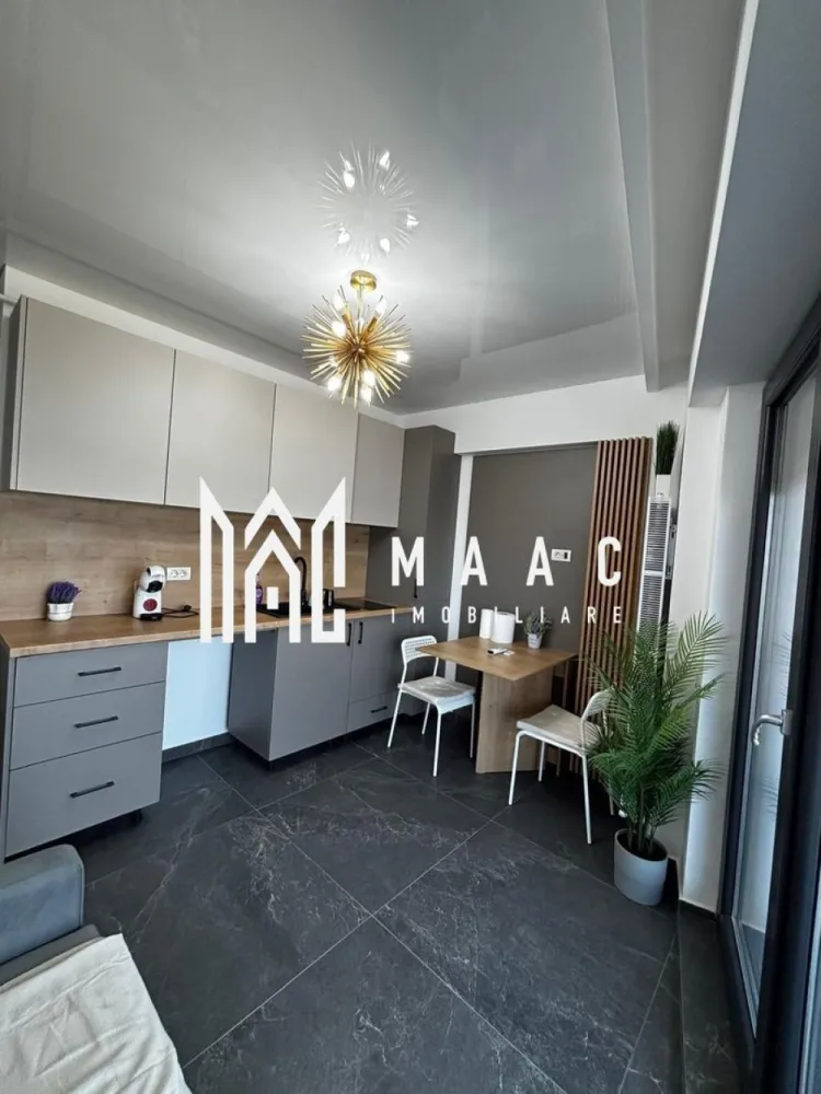 Apartament 2 camere | Vedere spre Mare | Etaj 2 - Apartament cu vedere la mare – Mamaia Nord | 45 mp | MAAC Imobiliare

MAAC Imobiliare vă propune spre vânzare un apartament superb situat în Mamaia Nord, cu vedere directă la mare, într-un bloc modern cu fațadă ventilată , construit la standarde premium.

Suprafață utilă:45 mp
Compartimentare:living cu bucătărie open-space, dormitor, baie, balcon
Vedere: panoramică spre mare

Dotări și avantaje:

* Mobilat și utilat complet, gata pentru locuire sau închiriere
* Aer condiționat
* Centrală proprie pe gaz
* Finisaje moderne, de calitate superioară
* Bloc cu fațadă ventilată – eficiență energetică și izolare excelentă
* Locație excelentă, la doar câțiva pași de plajă, restaurante și puncte de interes

 Ideal pentru:

* Locuință de vacanță
* Investiție profitabilă (închiriere sezonieră sau pe termen lung)

Pentru detalii suplimentare și programarea unei vizionări, contactați MAAC Imobiliare.

id-CP2781840
