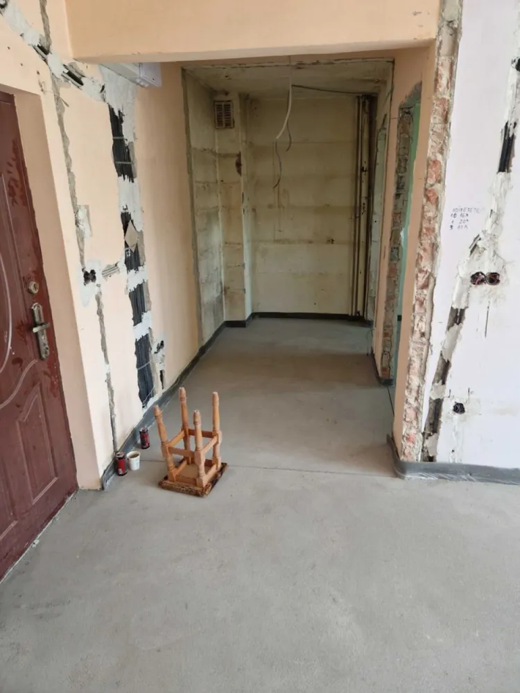 BRASADAS vinde ap 3 cam etaj 4/10 pe Calea Traian. - Agenția imobiliara BRASADAS vinde apartament cu 3 camere pe Calea Traian la etaju 4 din 10.
Incalzire in partosea si instalati noi.
Pentru mai multe oferte accesați www.brasadas.com.