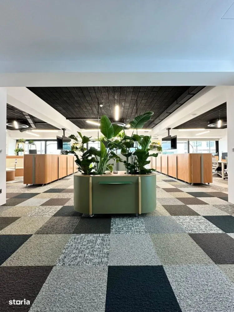BRASADAS închiriază Office in imobil ultramodern, Unirii - Agenția imobiliara BRASADAS închiriază penthouse pentru office, open space, modern, luminos, in cladire noua, clasa superioara de confort. 
Sistem de ventilatie naturala, independent de restul cladirii. Incalzire in pardoseala. 
Contorizare separata a consumului de energie si apa. Sistem de control acces.
Pretul include mentenanta spatiilor comune. 
Chiriasul va mai achita doar consumul propriu de energie electrica, apa, contorizate individual respectiv, salubritate.
Zona ultracentrala in apropierea celui mai important nod al mijloacelor de transport in comun din Bucuresti (Piata Unirii) si in vecinatatea celor mai importante zone de interes public (Tribunalul Bucuresti, Biblioteca Centrala, centrul comercial Unirea, centrul istoric al Bucurestiului, Palatul Parlamentului).
Structural, spatiul permite compartimentarea si dotarea in functie de activitatea specifica desfasurata.
Structura de rezistenta metalica, cladirea este prevazuta cu doua ascensoare cu o capacitate de 6 persoane fiecare.
Spatiul poate fi preluat mobilat.
Se adauga tva.

Pentru mai multe oferte accesați www.brasadas.com