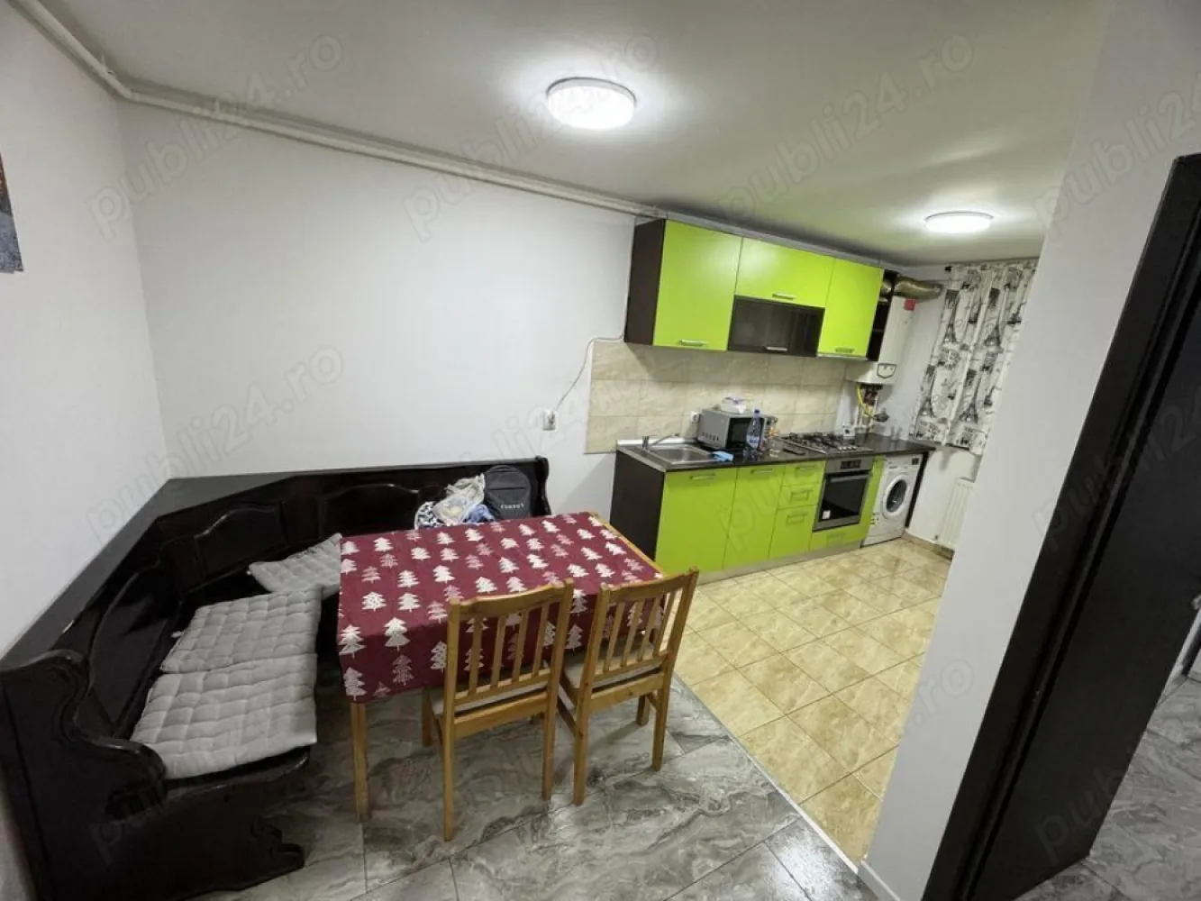BRASADAS vinde ap 2 cam 2012 decomandat 13 septembrie. - BRASADAS vinde apartament decomandat 2 camere in bloc nou 2012, se vinde utilat si mobilat fix ca in poze!

-Centrala termica
-Aer conditionat
-Bucatarie utilata si mobilata
-Masina de spalat
-Frigider
Cuptor electric + cuptor cu microunde
-Balcon
-Parcul Sebastian , Kaufland in apropiere,
-Scoala 1-8 langa complex
-Unirii la 15 min distanta!

Pentru mai multe oferte accesați www.brasadas.com.