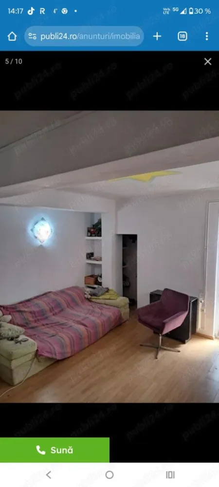 Ag BRASADAS vinde apt 2 et 5/5 cam Unirii, Mitropolie - Agenția BRASADAS vinde apartament cu 2 camere zona centru Unirii ,M2
Strada Bibescu Vodă 
Suprafața 50 mp
Dormitor, sufragerie,hol,baie , bucătărie 
Aer condiționat, centrala proprie
Complet mobilat

Etaj 5bfara lift ,fara loc de parcare
Intrare separata