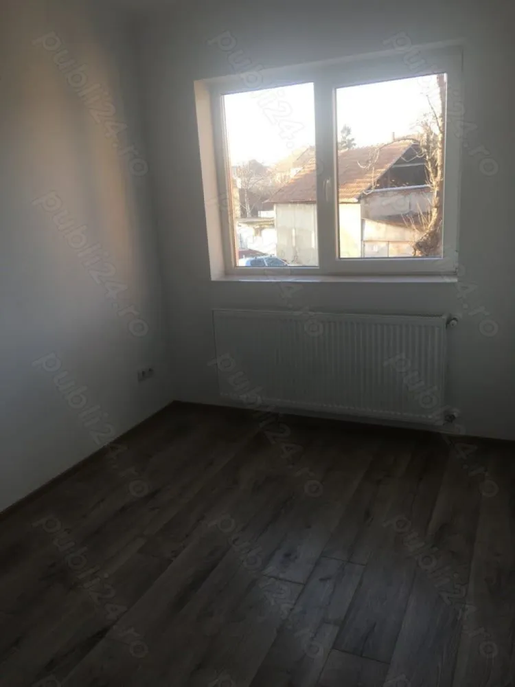 BRASADAS vinde ap 3 cam RENOVAT etaj 1/4 zona 14 Mai. - Agenția imobiliara BRASADAS vinde apartament cu 3 camere la etajul 1/4 recent renovat tot intreriorul este nou !
Geam termopan , parchet,centrală . merita văzut!
Carter foarte liniștit magazine ,stație autobuz la 5 minute !
www.brasadas.com.