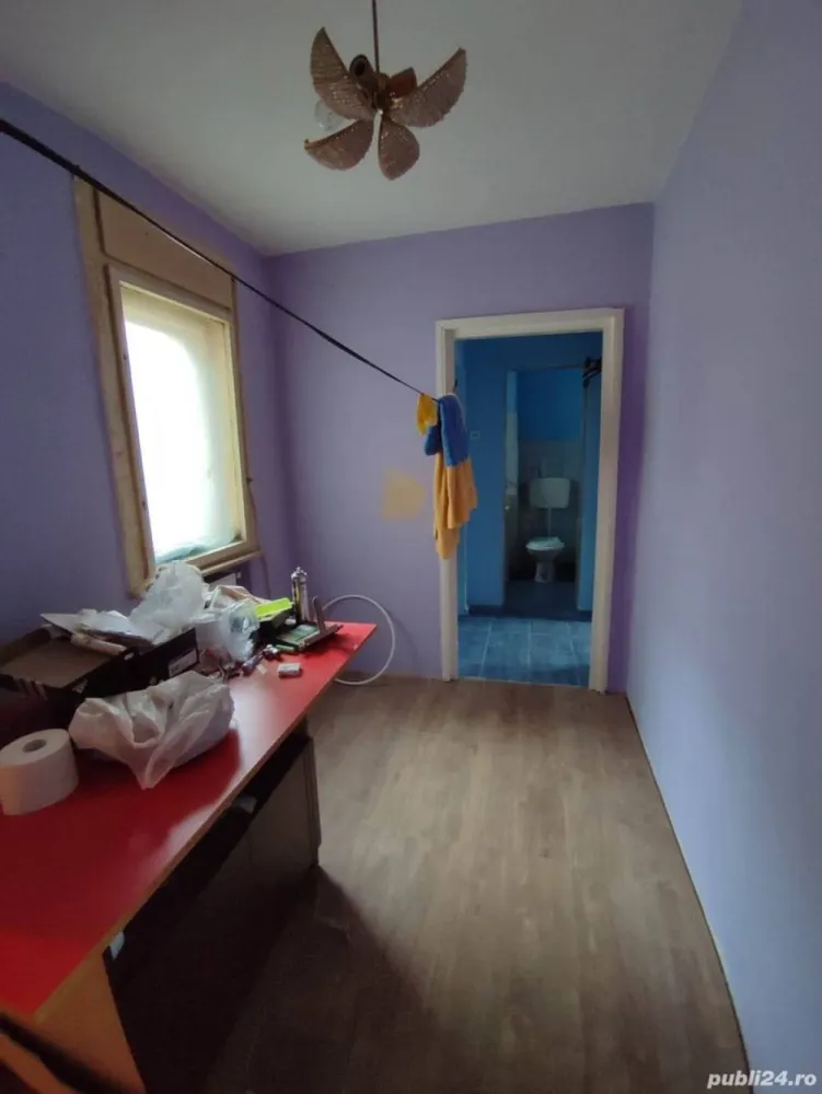 Ag BRASADAS vinde apt 3 cam etaj 3/4 CARAMIDA Solidarității. - Agentia BRASADAS vinde apartament cu 3 camere, 92mp. din CARAMIDA situat la etajul3/4 in Solidaritatii.
cu balcon si beci.
www.brasadas.com.