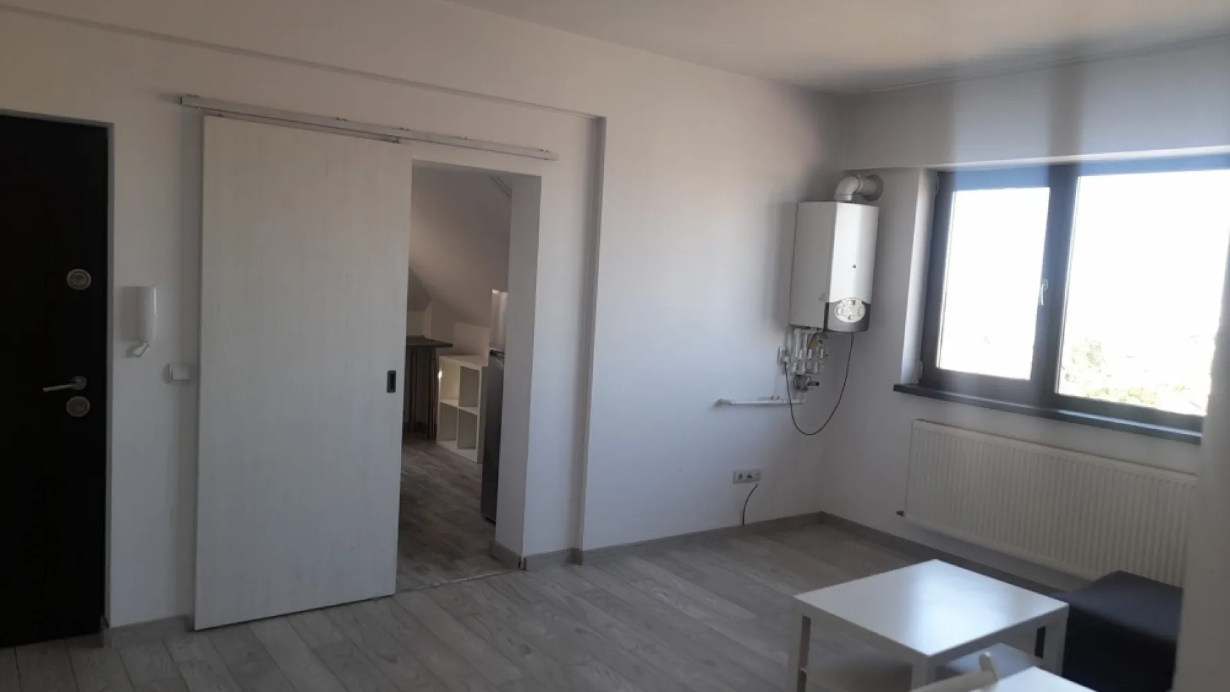 Apartament 2 camere Bucurestii Noi complet mobilat comision 0 - Apartament 2 camere etaj 3 ,complet mobilat și utilat
Gata de mutat 
An constructie 2020.toate utilitățile .
Accept credit.Comision 0
Apartamentul se eliberează din 01.12.2024
Blocul se afla pe strada Mezes 22(capat tramvai 45 stația Mezes)
Preț ușor negociabil
