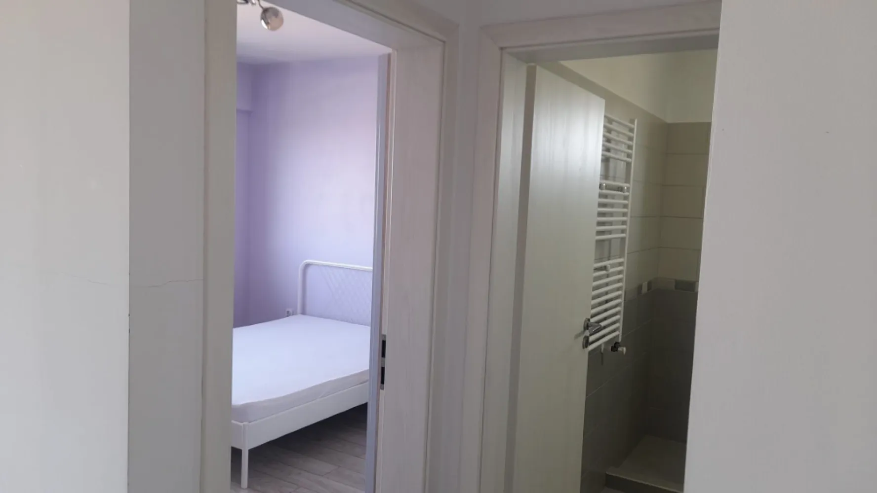 Apartament 2 camere Bucurestii Noi complet mobilat comision 0 - Apartament 2 camere etaj 3 ,complet mobilat și utilat
Gata de mutat 
An constructie 2020.toate utilitățile .
Accept credit.Comision 0
Apartamentul se eliberează din 01.12.2024
Blocul se afla pe strada Mezes 22(capat tramvai 45 stația Mezes)
Preț ușor negociabil