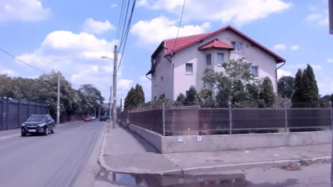 Clădire Dem+P+1+M, Dantelei - Apartamente, Clinică sau Birouri, 450 mp