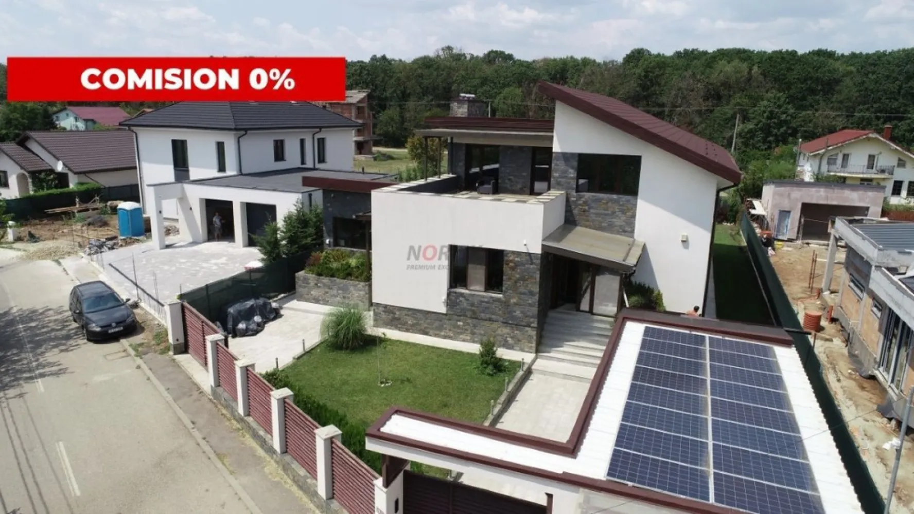 Balotesti vila de lux 8 camere, 450mp utili, la 20 min de Bucuresti - Va oferim o vila deosebita cu 8 camere avand o suprafata utila de 450mp, situata in Balotesti la 20 minute de Bucuresti.

Structura: Beton + caramida + polistiren + izolatie sarpanta cu celuloza
Teren: 1.000 mp

Avantajele vilei sunt:
-Pompa de caldura apa-apa Nibe Suedia 15 KW
-Design special exterior cat si interior
-Sistem de alarma exterior/interior
-Incalzire/racire in pardoseala 
-Panouri fotovoltaice (4,5 kW)
-Supraveghere video
-Semineu marmura
-Statii filtrare apa
-Curent trifazic
-Aspersoare
-Put (35m)

Imobilul este alcatuit din:
-3 Dormitoare cu baie si dressing propriu
-2 Dormitoare oaspeti
-Living parter (130mp)
-Living etaj (75mp)
-Spatii depozitare
-Camera tehnica
-Bucatarie
-Debara
-Terasa
- Birou
-2 Bai

Anexe:
-Camera de depozitare
-Foisor
-Garaj
-Baie

Se vinde mobilat si utilat cum se vede in poze.
Pentru mai multe imagini va asteptam la noi pe site.