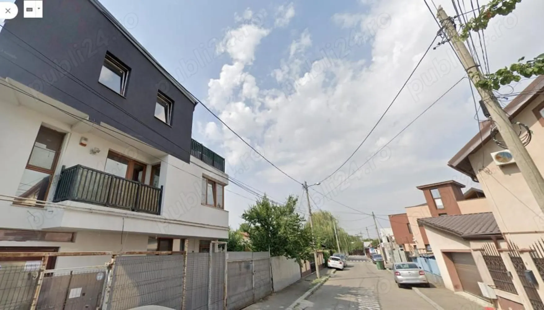 BLOC cu 3 apartamente de 2 camere si 3 garsoniere, DECOMANDATE - SE VINDE INTREGUL BLOC CARE ESTE PRETABIL A FI LOCUIT DE O FAMILIE COMPUSA DIN 3 GENERATII DEOARECE FIECARE ETAJ ARE ACCES INDEPENDENT DIN SCARA BLOCULUI

PE FIECARE ETAJ ESTE UN APARTAMENT CU 3 CAMERE, 2 BAI SI O BUCATARIE.

PARTERUL SI ETAJUL 1 SUNT FINISATE LA CHEIE SI MOBILATE SI UTILATE COMPLET IAR ETAJUL 2 ESTE LA STADIUL DE GRI.

Avem placerea sa va supunem atentiei un bloc de apartamente situat pe o strada linistita, din zona Soseaua Chitila, in imediata apropiere fata de str Mezes ( 3 minute de mers pana la mijloacele de transport in comun). Strada este lipsita de trafic auto.

Ideal afacere, se preteaza si pentru pensiune hostel azil batrani after-school gradinita.

In zona exista variate optiuni de centre comerciale, dintre care le amintim pe cele mai apropiate: Mega Image (la 5 minute), Mall Coloseum la 15 minute (de mers pe jos), Leroy Merlin etc.

In curte se pot parca 3 masini.

Se poate vinde si inchiriata, cu un contract inchis pe o perioada de 3 ani si o chirie lunara de 4.000 euro luna, avand pretul de 400.000 euro.

Imobilul a fost proiectat ca si imobil rezidential, impartit astfel:

- La parter, un apartament cu 2 camere, cu bucatarie deschisa, avand o terasa de 80mp si o garsoniera de 35 mp, cu o terasa de 15mp, ambele sunt decomandate)
- La etajul 1, 2 apartamente de 2 camere decomandate, cu o suprafata de 50mp utili fiecare, ambele avand si balcon.
- La etajul 2 sunt 2 garsoniere, cu o suprafata de 35 mp utili fiecare, plus o terasa de 52mp, care poate fi impartita in 2.

Sau poate fi compartimentat si intr-o alta varianta, dupa cum urmeaza:

-Parter: Apartament de 3 camere decomandat (89mp utili), avand 2 bai si o terasa de 120mp, in folosinta exclusiva.
- Etaj 1: Apartament de 4 camere (102 mp utili), cu 2 bai si 2 balcoane (11mp + 3mp).
Etajul 2: Apartament de 2 camere (70 mp utili), plus 52mp terasa.

Finisajele sunt de cea mai buna calitate.

Este izolata cu polistiren de 10cm.

Se poate vinde si partial (minimum 3-4 apartamente).

Accept variante imobiliare.

Acte pregatite pentru vanzare.

Pentru detalii suplimentare si programarea unei vizionari, contactati-ne la numarul din anunt!