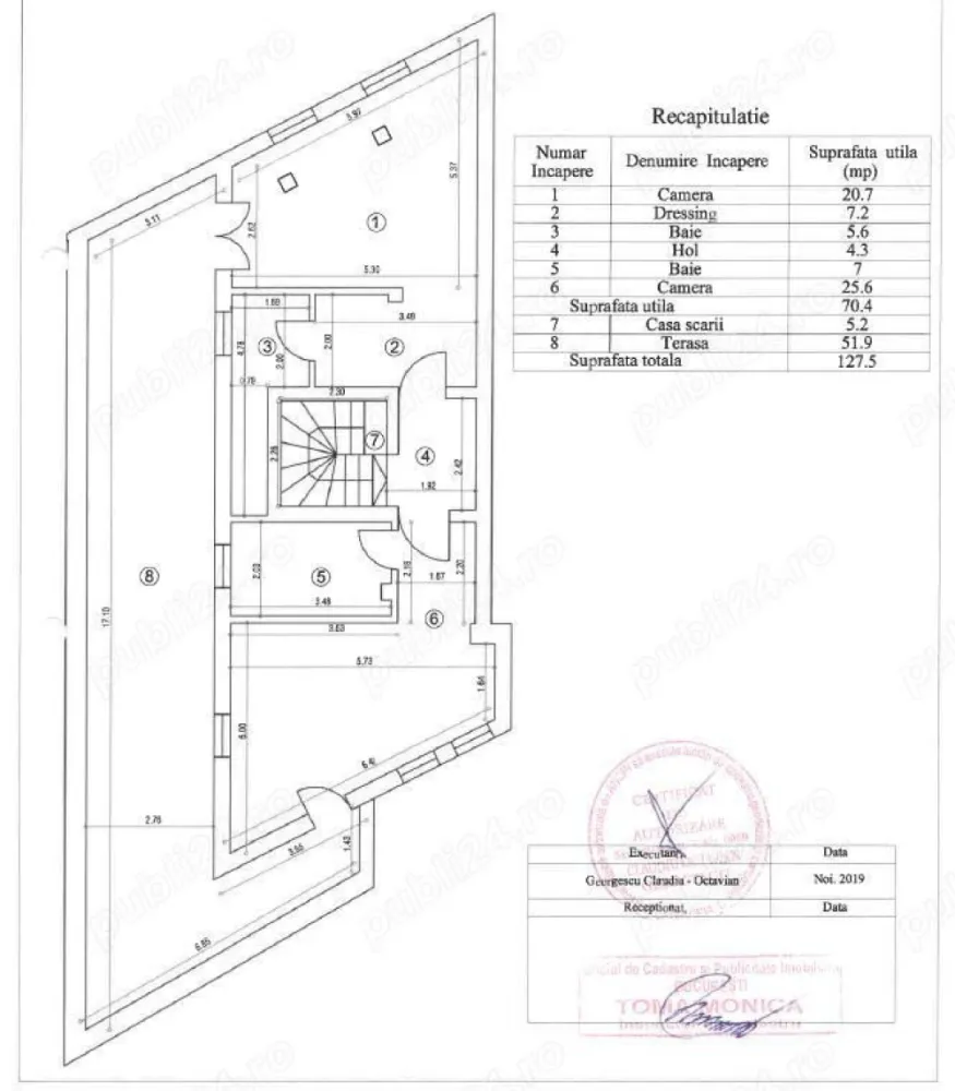 BLOC cu 3 apartamente de 2 camere si 3 garsoniere, DECOMANDATE - SE VINDE INTREGUL BLOC CARE ESTE PRETABIL A FI LOCUIT DE O FAMILIE COMPUSA DIN 3 GENERATII DEOARECE FIECARE ETAJ ARE ACCES INDEPENDENT DIN SCARA BLOCULUI

PE FIECARE ETAJ ESTE UN APARTAMENT CU 3 CAMERE, 2 BAI SI O BUCATARIE.

PARTERUL SI ETAJUL 1 SUNT FINISATE LA CHEIE SI MOBILATE SI UTILATE COMPLET IAR ETAJUL 2 ESTE LA STADIUL DE GRI.

Avem placerea sa va supunem atentiei un bloc de apartamente situat pe o strada linistita, din zona Soseaua Chitila, in imediata apropiere fata de str Mezes ( 3 minute de mers pana la mijloacele de transport in comun). Strada este lipsita de trafic auto.

Ideal afacere, se preteaza si pentru pensiune hostel azil batrani after-school gradinita.

In zona exista variate optiuni de centre comerciale, dintre care le amintim pe cele mai apropiate: Mega Image (la 5 minute), Mall Coloseum la 15 minute (de mers pe jos), Leroy Merlin etc.

In curte se pot parca 3 masini.

Se poate vinde si inchiriata, cu un contract inchis pe o perioada de 3 ani si o chirie lunara de 4.000 euro luna, avand pretul de 400.000 euro.

Imobilul a fost proiectat ca si imobil rezidential, impartit astfel:

- La parter, un apartament cu 2 camere, cu bucatarie deschisa, avand o terasa de 80mp si o garsoniera de 35 mp, cu o terasa de 15mp, ambele sunt decomandate)
- La etajul 1, 2 apartamente de 2 camere decomandate, cu o suprafata de 50mp utili fiecare, ambele avand si balcon.
- La etajul 2 sunt 2 garsoniere, cu o suprafata de 35 mp utili fiecare, plus o terasa de 52mp, care poate fi impartita in 2.

Sau poate fi compartimentat si intr-o alta varianta, dupa cum urmeaza:

-Parter: Apartament de 3 camere decomandat (89mp utili), avand 2 bai si o terasa de 120mp, in folosinta exclusiva.
- Etaj 1: Apartament de 4 camere (102 mp utili), cu 2 bai si 2 balcoane (11mp + 3mp).
Etajul 2: Apartament de 2 camere (70 mp utili), plus 52mp terasa.

Finisajele sunt de cea mai buna calitate.

Este izolata cu polistiren de 10cm.

Se poate vinde si partial (minimum 3-4 apartamente).

Accept variante imobiliare.

Acte pregatite pentru vanzare.

Pentru detalii suplimentare si programarea unei vizionari, contactati-ne la numarul din anunt!