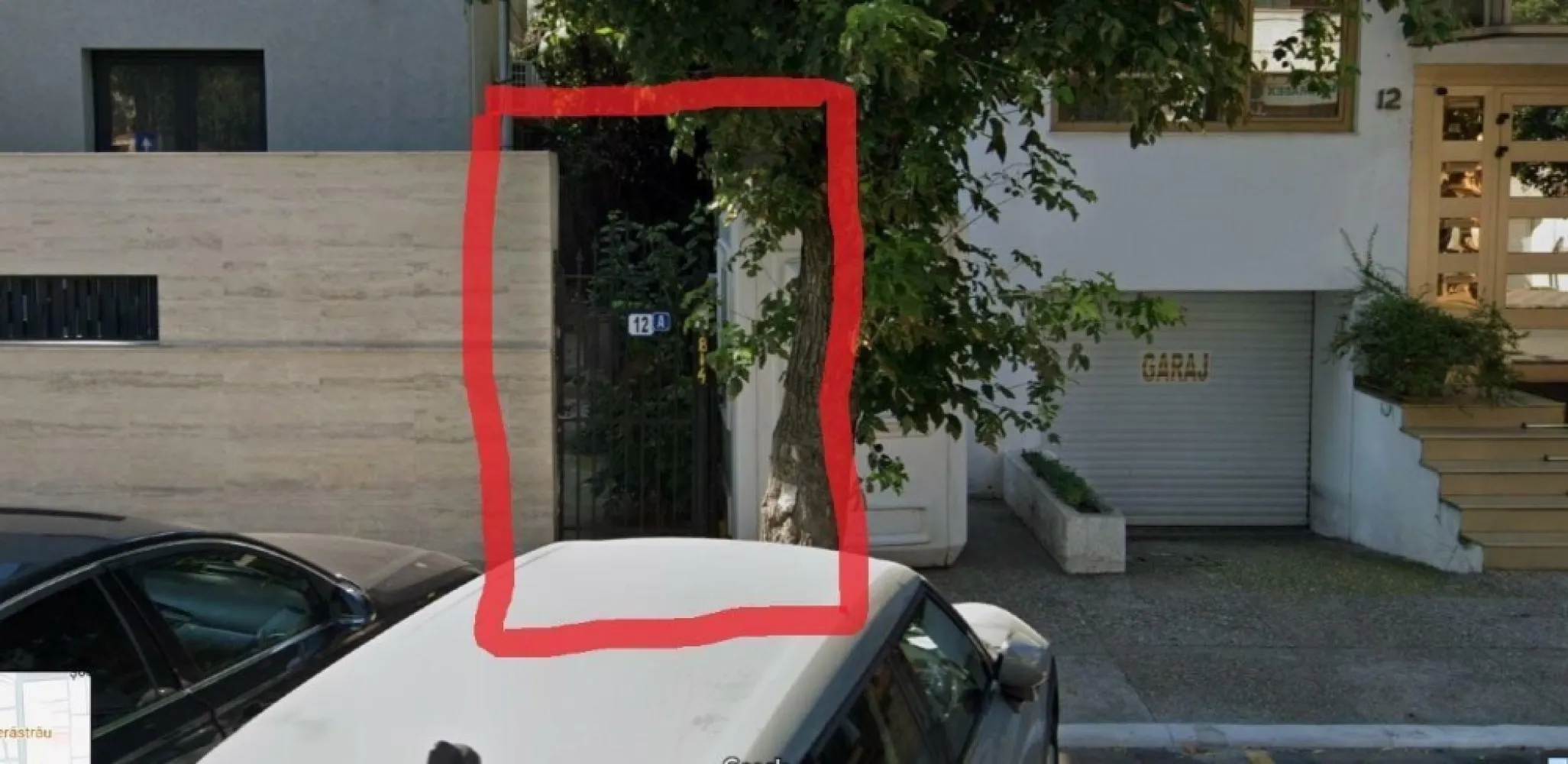Teren 293 mp si casa 94 mp, doar acces pietonal - Teren 293 mp cu casa veche 94 mp, in planul 2 de la str Ceasornicului, cu acces doar pietonal, pe o alee din str Ceasornicului. Forma usor trapezoidala, dimensiuni in planul atasat.
Adresa str Ceasornicului 12A
Urbanistic zona L1A POT 45% CUT max 1,57, casa veche este P+Pod.
Pretul este mai mic decat pretul zonei si decat valoarea din grila notariala din cauza lipsei accesului auto.