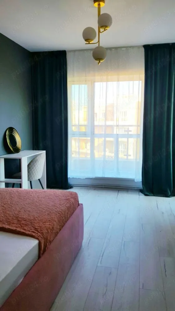 PENTHOUSE Tatarasi - Green Park - Apartament cu 4 camere de tip penthouse in Tatarasi, etaj 8 8, ansamblul rezidential Green Park, complet mobilat si utilat, exact cum este prezentat in fotografii.
Suprafata utila apartament : 92 mp
Suprafata utila cu tot cu terasa si bucatarie de vara: 134 mp
Suprafata construita 160 mp
Apartamentul este mobilat si utilat complet, renovat recent , terasa renovata recent, view spre oras , ARE 3 BAI.
Kaufland 100 m
Imobilul este liber de sarcini
PRET 222.000 EURO NEGOCIABIL !!! (sau SCHIMB CU CASA IN ORAS SAU FF APROAPE)
Mai multe poze si video trimit pe whatapp !
Va invitam la vizionari !
Mai multe detalii :
 7 4 8 1 2 6 1 8 8