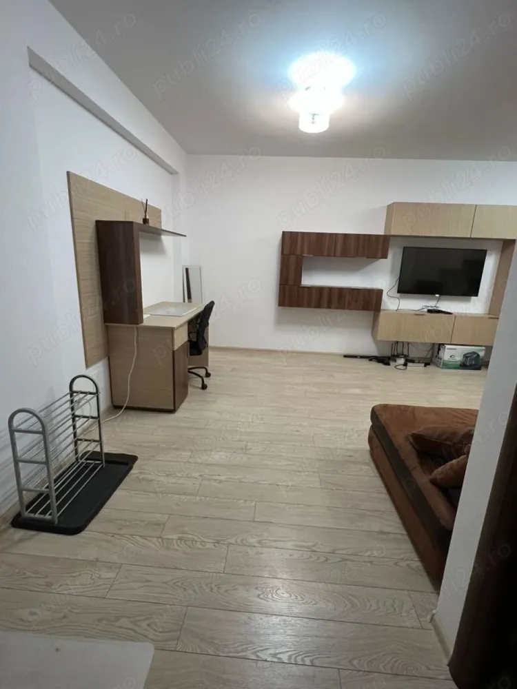 Particular - închiriez 2 camere - metrou Gorjului - Proprietar, inchiriez apartament cu 2 camere in zona Piata Gorjului, Militari

- Decomandat
- Etaj 1 din 4
- 55 mp, bloc 2016
- Localizat la 5 minute de mers pe jos de statia de metrou Piata Gorjului