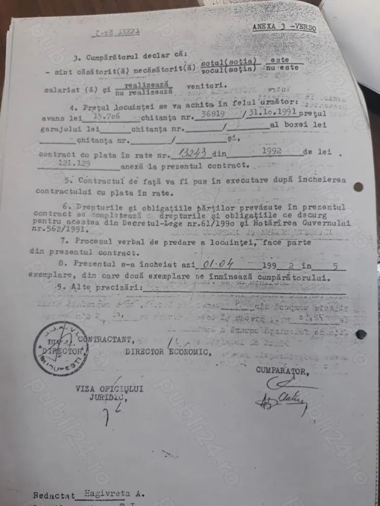 Vand apt 4 camere -114 mii sect 3, Titan Barajul rovinari, - Bucuresti sector 3 Str aleea baraj rovinari nr 3 bloc y13.
PROPIETAR unic moștenitor, apt il dețin de la părinți mei , care il au de la părinți lor .
Bloc de cărămidă cu 4 nivele si 5 scări în zig zag nu are craparuri la cutremurul din 1977 , nu sa miscat nimic ( nu sa spart nimic), izolat cu cărămidă ornamentală, sau faianță mica, în funcție de scara.
La subsol mai dețin o boxa cu ușa de fier, groasă aproximativ 3m 3m (pe boxa nu am acte, o dețin de pe vremea bunicului - doar eu).
Etaj 2 din 4 
Apt este cu două bai cu cada gresie în romb faianță pana in tavan 
În 2000 renovare generala , instalație sanitară, electrica , nu mai locuiesc în el din 2012
Locuiesc în alt oraș
Intabulare ,cadastru, fără certificat energetic (se face fin 72 de ore)
Am vrut sa-l inchiriez asa ca am hainele în saci. 
Precontract -avans ; contract, doresc ca actele sa se faca cu hotarul cu care am facut toate sucesiunile, si actele, (asa apartamentul va avea tot istoricul).
În casa nu a decedat nimeni, toti membri familiei la spital, azil sau țară.
Nr apt este 69 d.p.d.v. numerologic este 6 in aceasta casa oameni nu divorteaza, nu se despart, 6 reprezintă iubirea, iar 69 este un nr care reprezintă începutul fara sfarsit.
E un apt bun si cald, frumos, cu o energie buna.
Mobil de contact : zero; sapte; doi; unu; noua ; noua; noua; cinci; zero; unu;