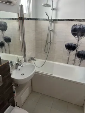 vand apartament 3 camere plus dressing