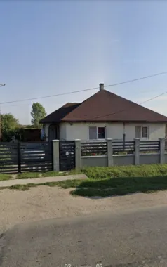Vand casa la tara