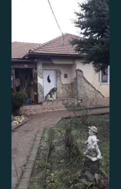 Vand casa Lazuri, Jud.SM