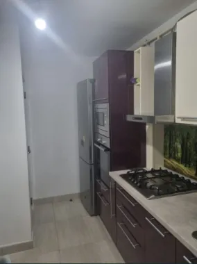 Vand sau schimb apartament 3 camere