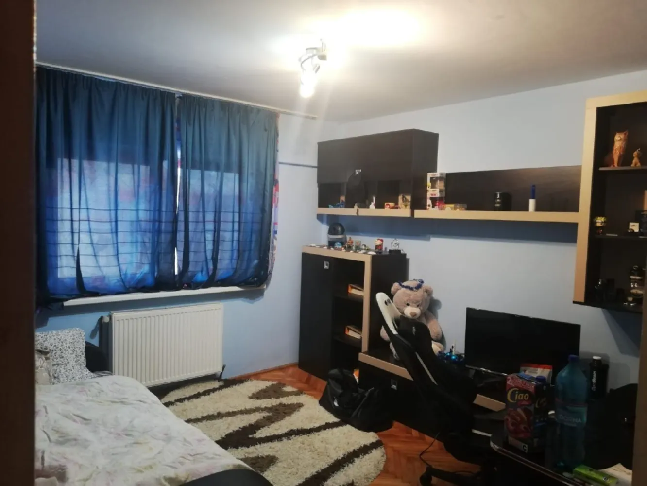 ageuropa.ro vinde ap 2 cam la etajul 4 în Carpați 2. - Agenția EUROPA vinde apartament cu doua camere în Carpați 2 la etajul 4.