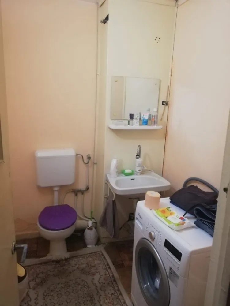 ageuropa.ro vinde ap 2 cam la etajul 4 în Carpați 2. - Agenția EUROPA vinde apartament cu doua camere în Carpați 2 la etajul 4.