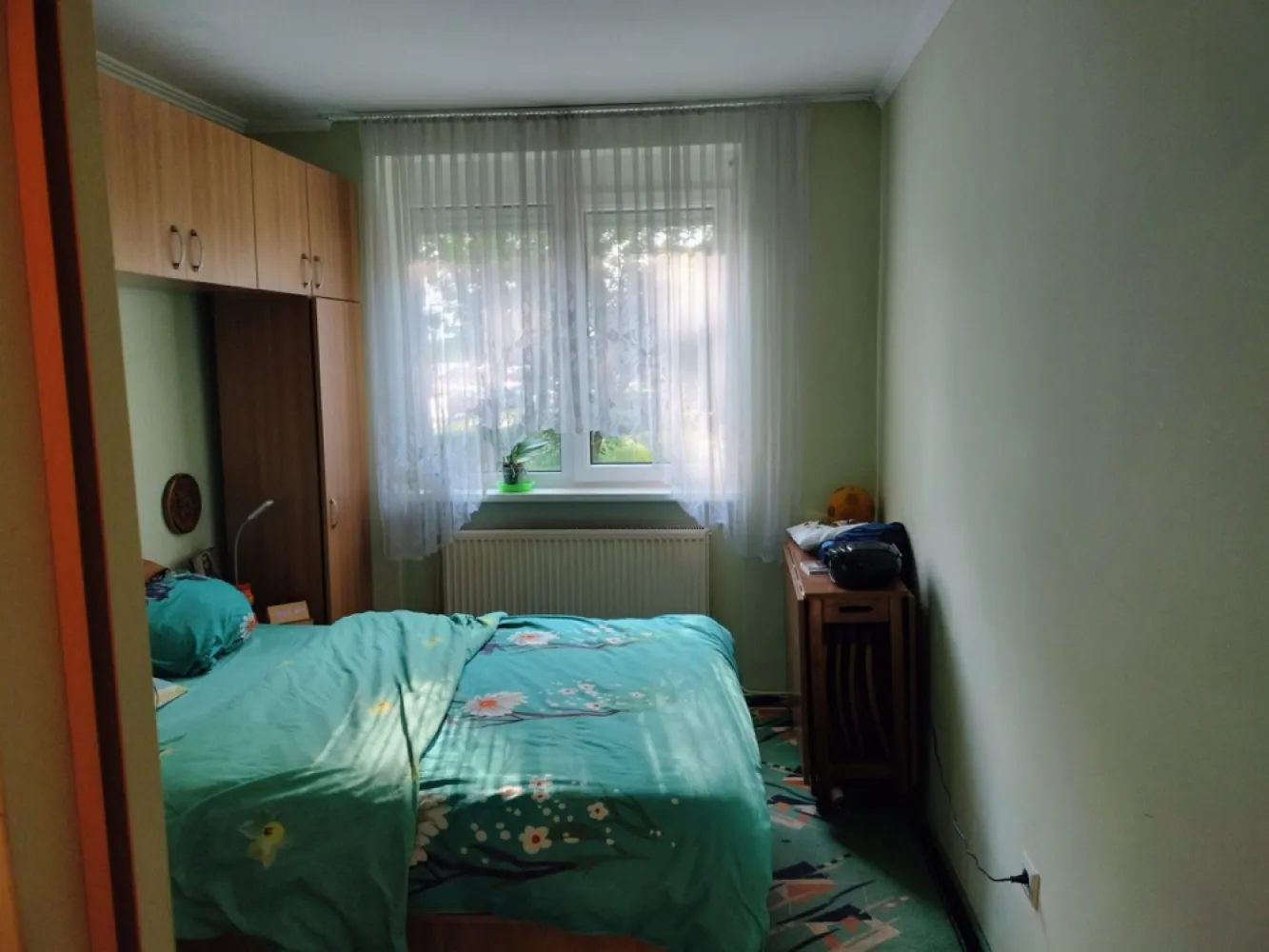 ageuropa.ro vinde apt. 3 cam. 73mp la PARTER in Micro 15. - Agenția EUROPA vinde apartament din CARAMIDA cu trei camere, avand suprafata utila de 73mp la PARTER în Micro 15. Apartamentul are beci si loc de parcare. Pentru a studia ofertele noastre, va rog sa accesați: www.ageuropa.ro.