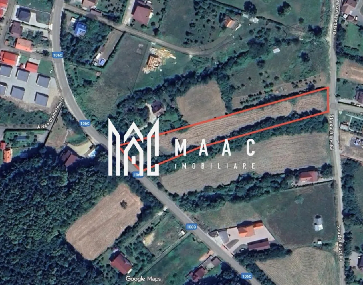 Teren Intravilan | 4700 MP | 2 fronturi stradale | Sadu - MAAC Imobiliare va prezinta un teren intravilan de vânzare – Sadu, jud. Sibiu.

Informații generale:
Localizare: Comuna Sadu, jud. Sibiu
Suprafață totală: 4.700 mp
Categoria de folosință: Fâneață (intravilan)
Forma terenului: alungită, cu deschidere la două drumuri publice (Strada Liliacului și DJ 106C)
Regim juridic: proprietate privată, fără sarcini, ipoteci sau interdicții înscrise în CF

Descriere amplasament și acces:
Terenul este situat într-o zonă liniștită și verde din localitatea Sadu, la doar câteva minute de Sibiu.
Beneficiază de dublu acces rutier:
-Din Drumul Județean 106C (Aleea Gladiolelor) – zonă circulată, cu acces facil către centrul localității și Sibiu;
-Din Strada Liniștii – o stradă secundară, ideală pentru acces rezidențial.
Front stradal generos pe ambele laturi, potrivit pentru parcelare sau dezvoltare de locuințe individuale.

Utilități și infrastructură:
Utilități disponibile în zonă: rețea de energie electrică, apă, gaz și canalizare, cu branșamente existente în proximitate.

Avantaje și potențial:
Terenul are o formă regulată, potrivită pentru dezvoltare rezidențială (case individuale sau duplexuri).
Poate fi parcelat ușor în loturi mai mici, toate cu acces la drum public.
Fără sarcini și cu proprietate clară, gata pentru vânzare și intabulare imediată.
Poziționare ideală pentru cei care caută un teren aproape de oraș, dar într-o zonă cu aer curat și liniște.

Situație juridică:
Conform extrasului de carte funciară:
Teren intravilan, fâneață, neîmprejmuit, cu suprafața de 4.700 mp;

Recomandare:
Ideal pentru investitori, dezvoltatori imobiliari sau familii care doresc un teren amplu într-o zonă curată și bine conectată la Sibiu.

Pentru mai multe detalii precizati telefonic ca ati vazut anuntul cu ID: CP2775946
