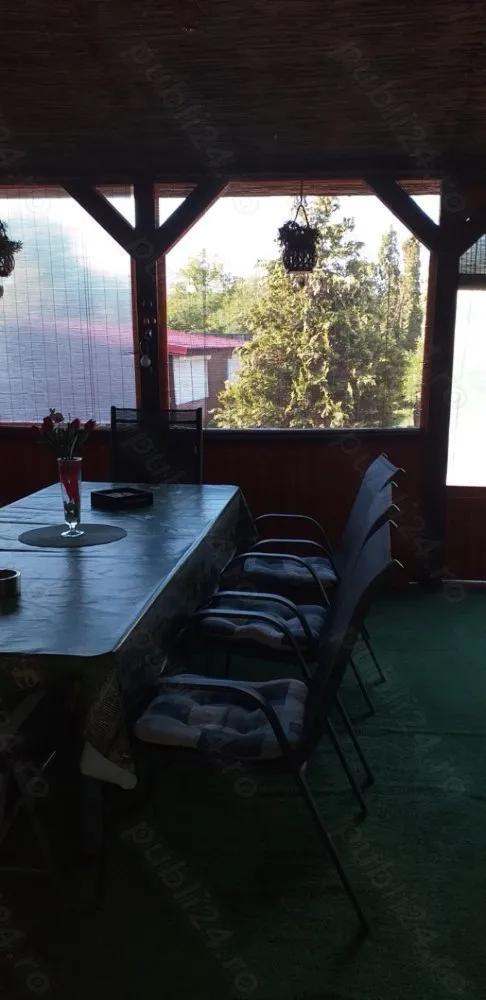 BRASADAS vinde casa in zona str. Dara. - Agentia Imobiliara BRASADAS vinde casa tip P+1 cu 6 camere, 2 băi, bucătărie, balcon, beci, garaj.
Suprafatața utilă 200mp, teren 1122mp. in zona str. Dara.
Www.brasadas.com.