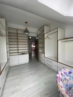 BRASADAS vinde ap 3 camere semi-central.