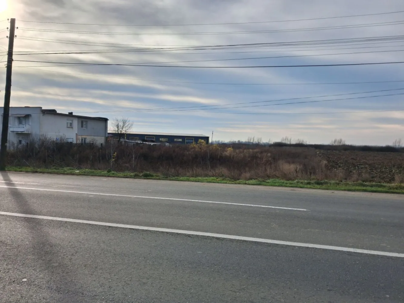 BRASADAS vinde 5000 mp. teren intravilan Aurel Vlaicu SOCAR. - Agentia Imobiliara BRASADAS vinde teren intravilan pe strada Aurel Vlaicu in fata benzinariei SOCAR, cu front stradal de 40m.
www.brasadas.com.