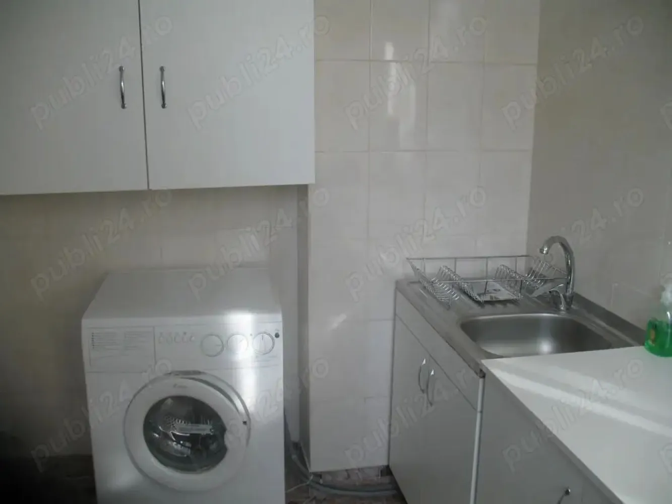 Inchiriere apartament 2 camere - Proprietar Inchiriez apartament 2 camere decomandate pe str.Malcoci, stradal in apropierea policlinicii Malcoci. Situat intr-un bloc cu 4 etaje, confort 1, aer conditionat, mobilat, utilat, 52 mp. La 3 min de statia de tramvai si 20 min de Unirii. Nu are balcon.Centre comerciale in apropiere. Liber de la 01.06.2025.
Inchirierea se face numai cu contract la ANAF.